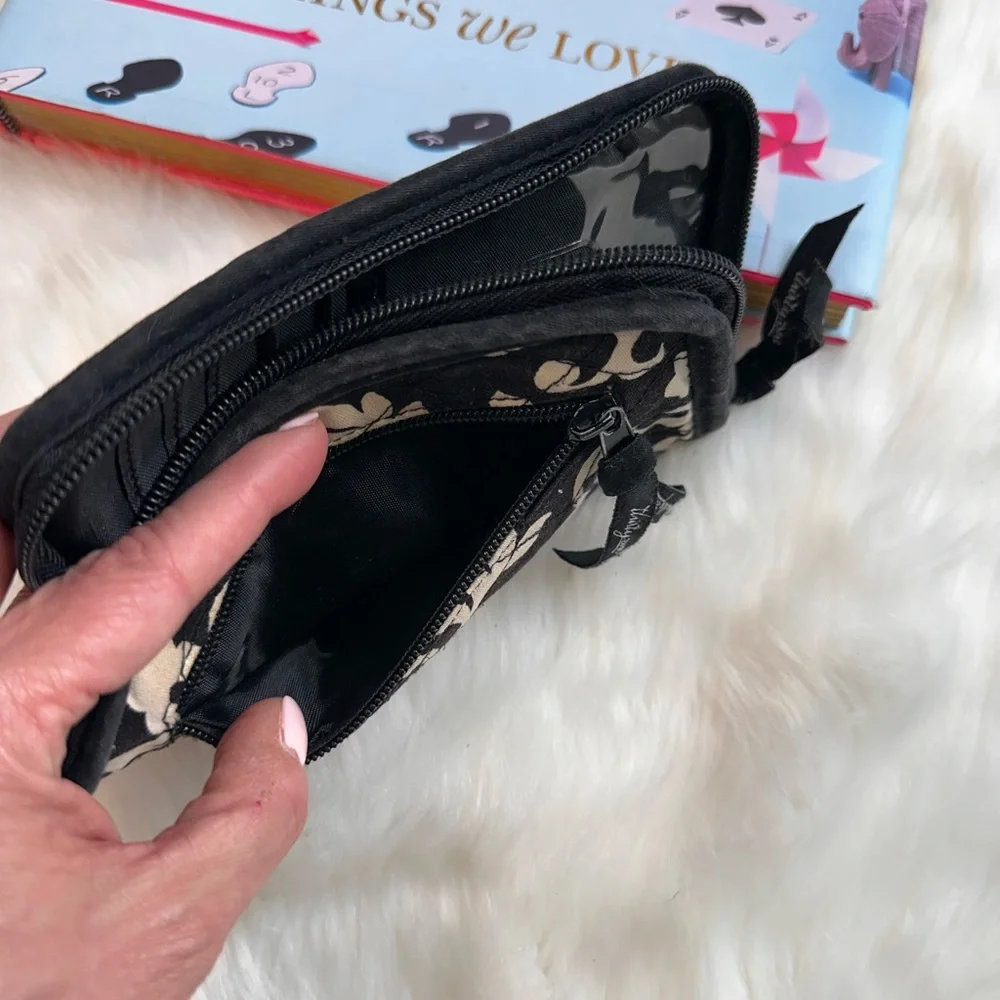 Vera Bradley Black and Cream Wallet - Picture 8 of 13